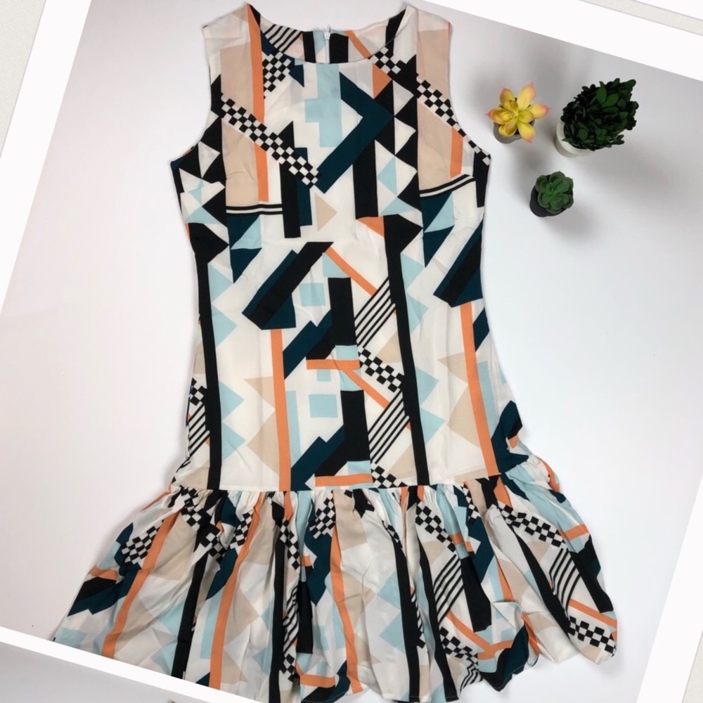 CREE GREEN MUSTARD MULTI GEO RUFFLE SLEEVELESS DRESS - Picture 3 of 9
